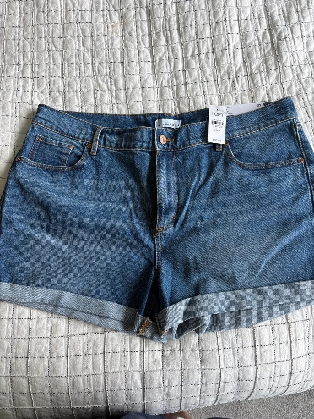 LOFT Medium Blue Denim Roll-Cuff Women's Shorts - Picture 1 of 4